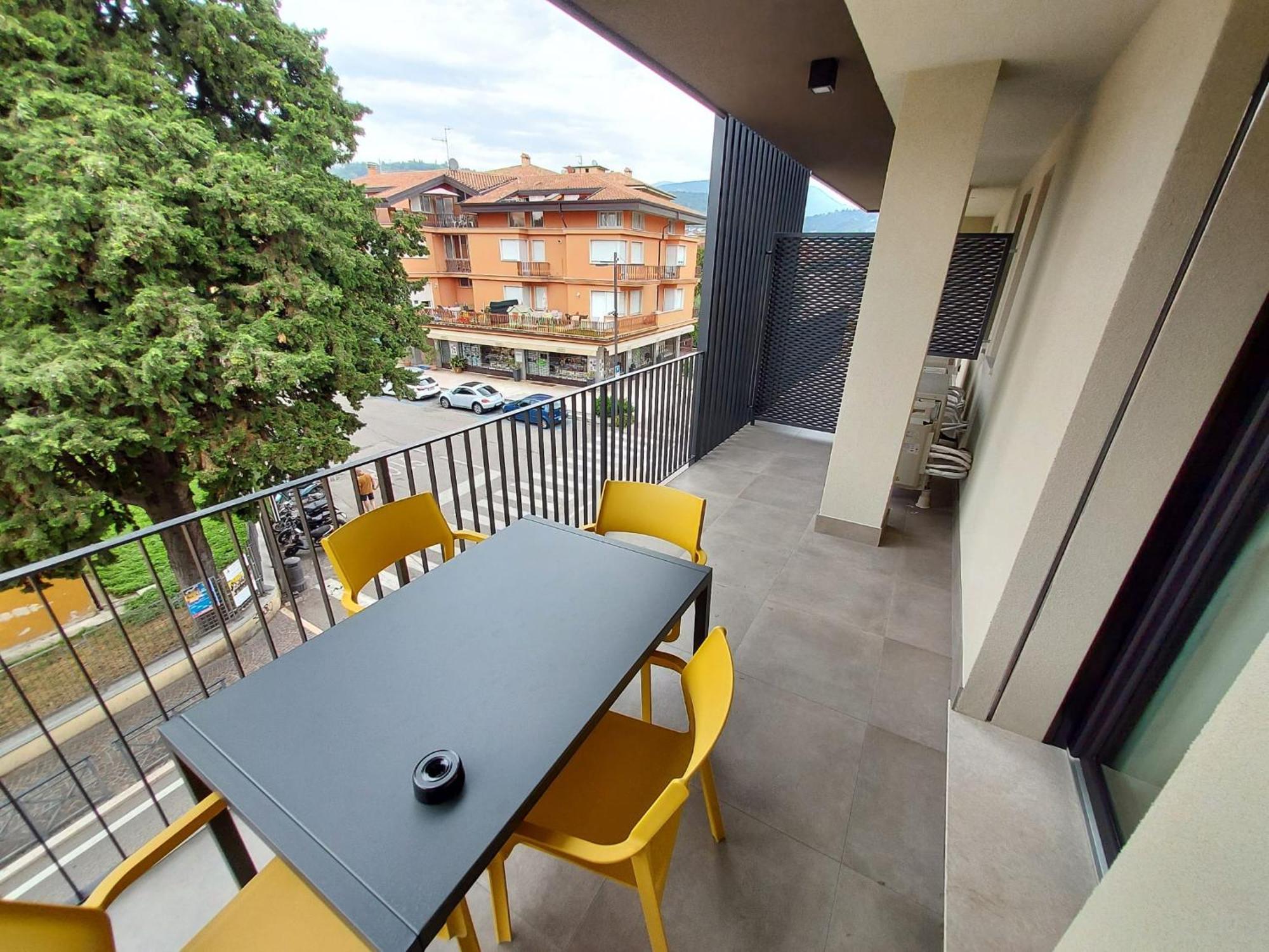 Apartmentsgarda ガルダ エクステリア 写真