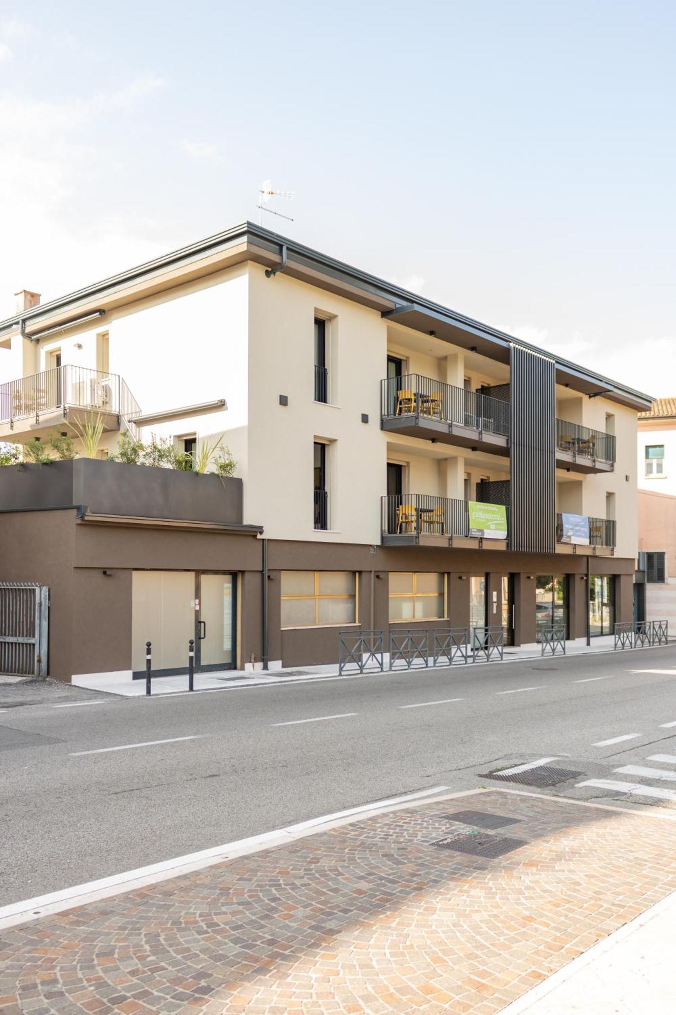 Apartmentsgarda ガルダ エクステリア 写真