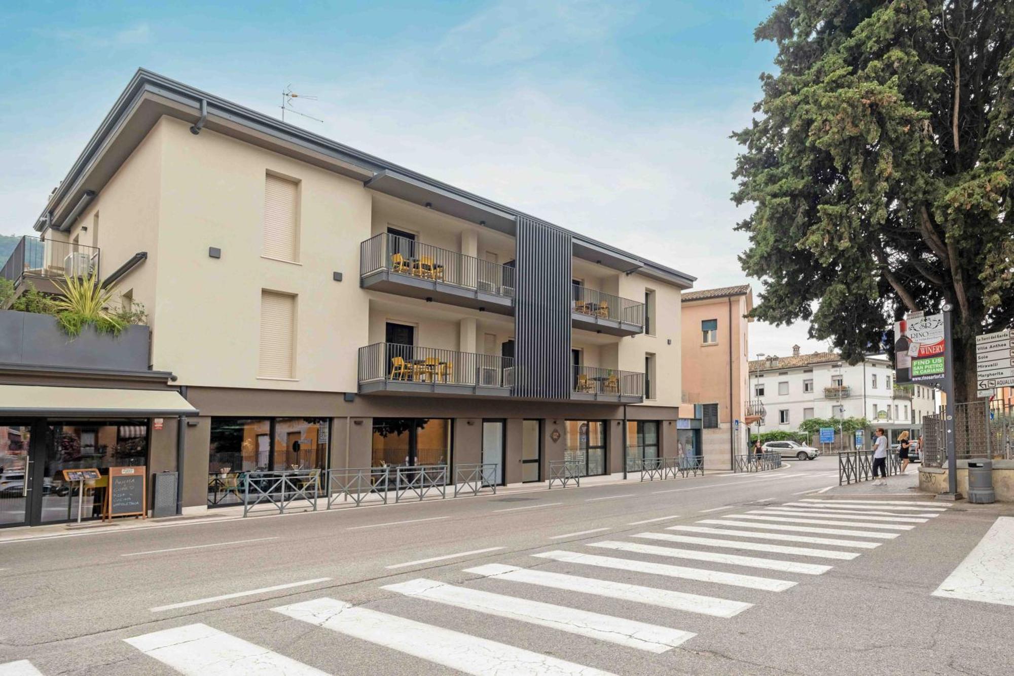 Apartmentsgarda ガルダ エクステリア 写真